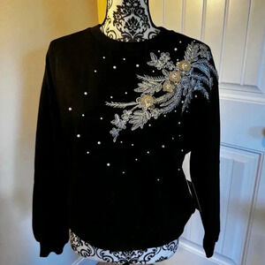 On 13th Sweatshirt NWT